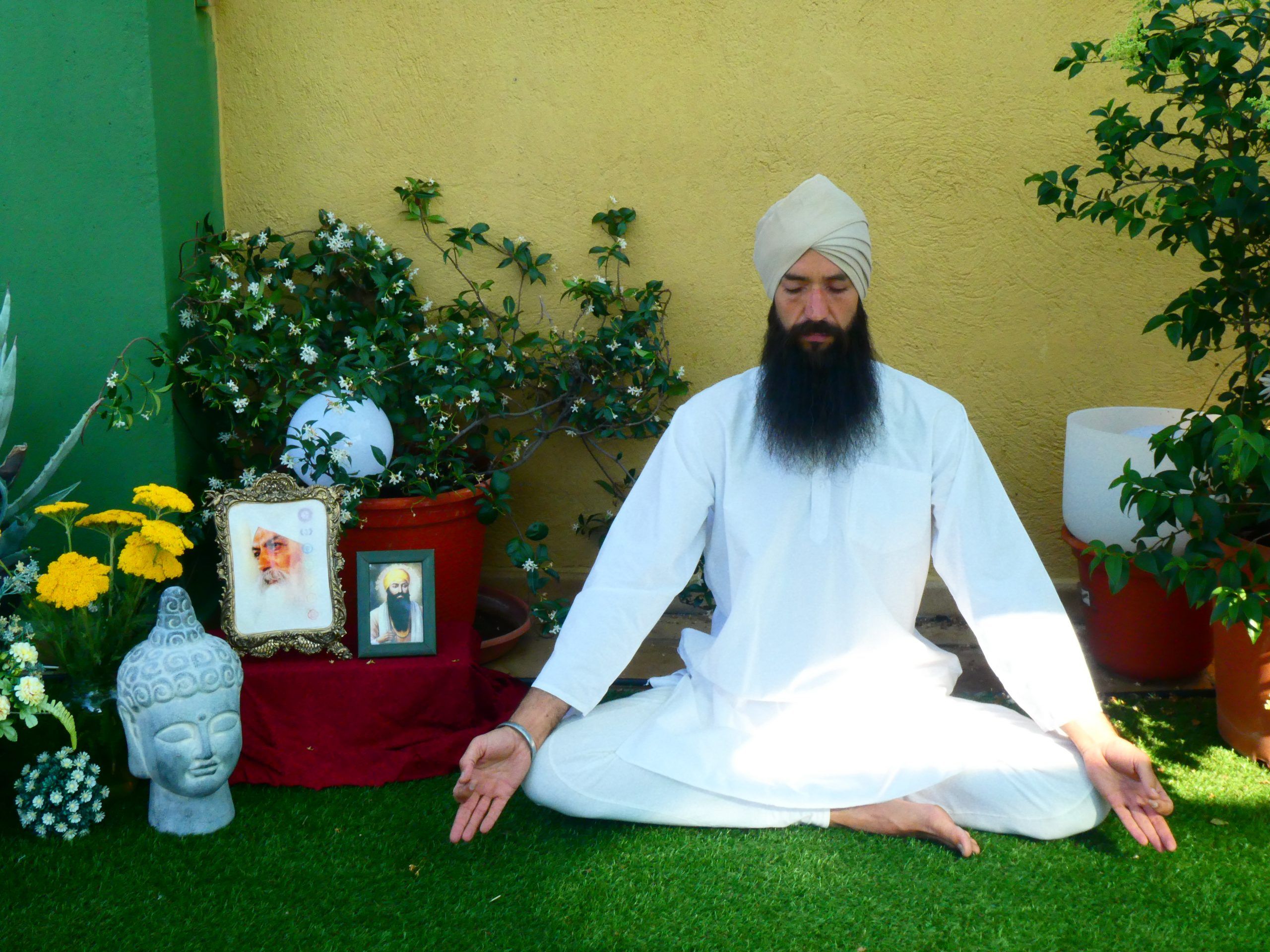 Posturas Kundalini Yoga con Ram Jap